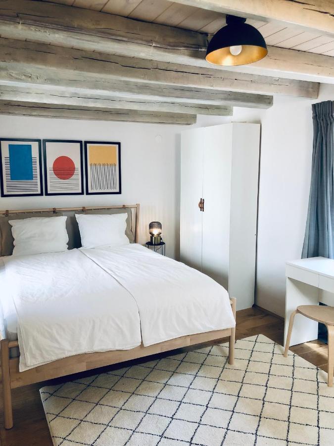 Seayou!***Charming 1-Bedroom Rental Unit In The Old City Center Of Cres Esterno foto